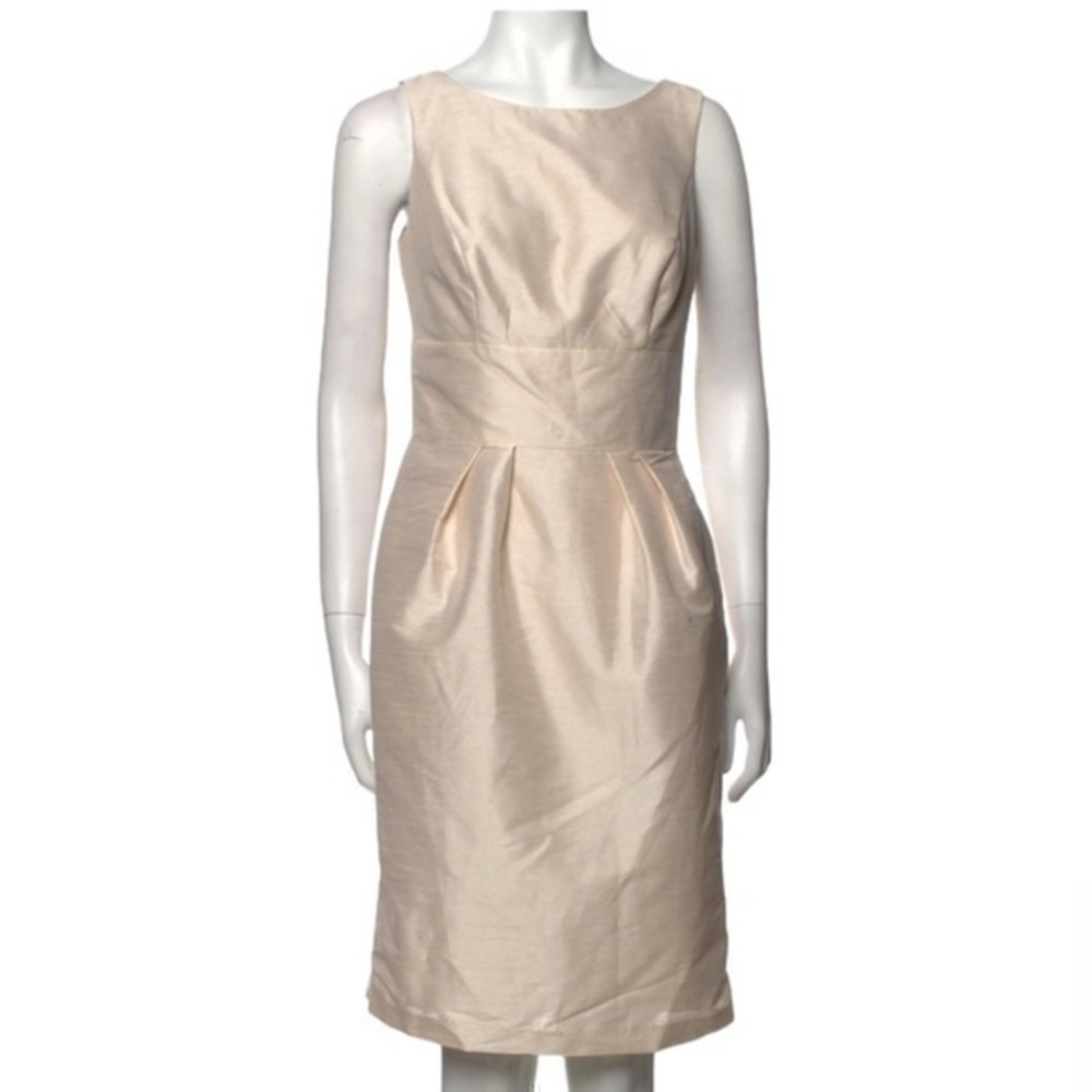 Sleeveless Cream Sheath Dress - Elegant Ponte Silhouette